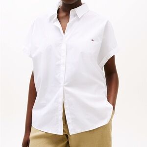 Tommy Hilfiger: Relaxed Fit Short Sleeve Poplin Shirt